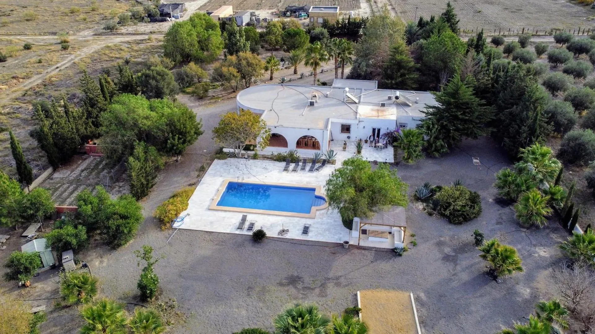 Cortijo Oro Verde B&B 塔韦尔纳斯