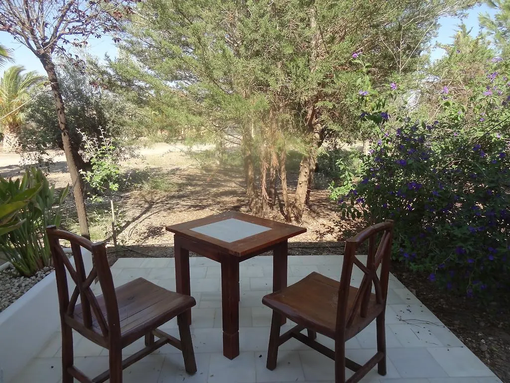 Cortijo Oro Verde B&B 塔韦尔纳斯